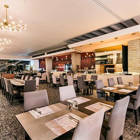 International Hotel 4*