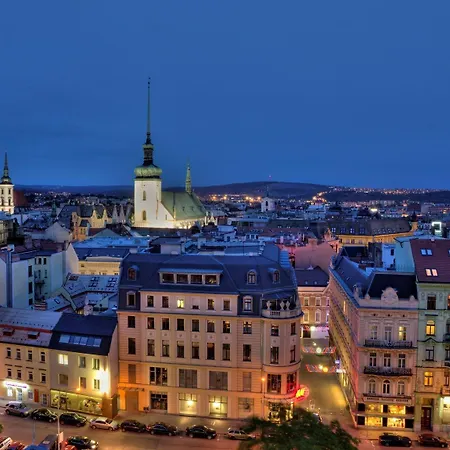 International Szálloda