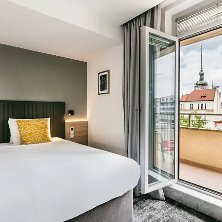 Hotel International