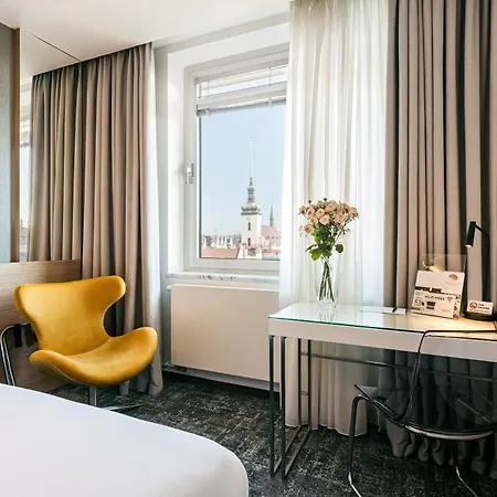 International Hotel 4*